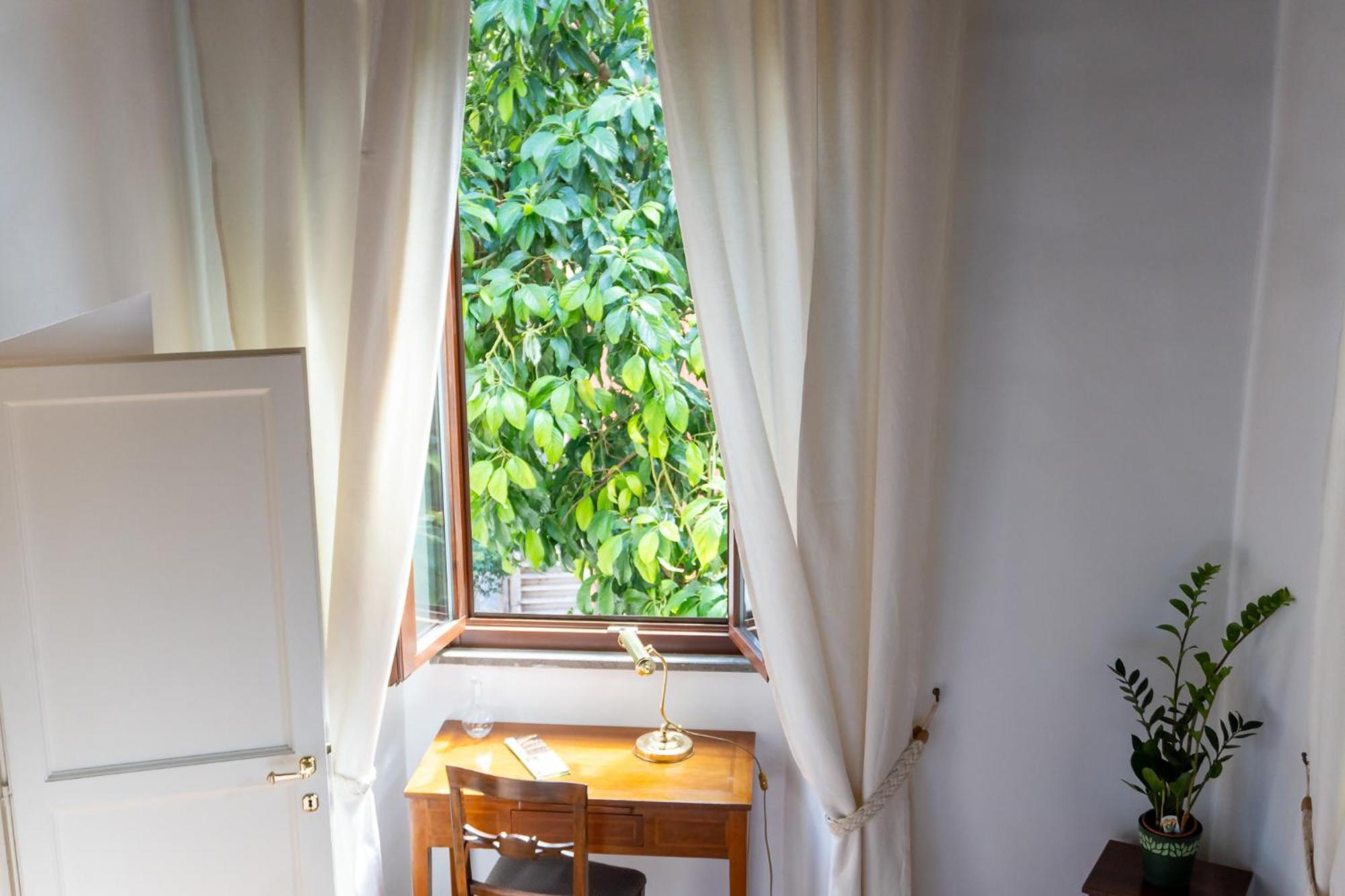 Beyond The Tiber Trastevere * Roma