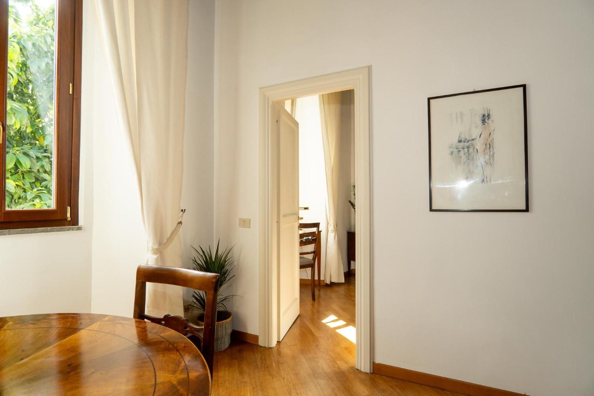 Beyond The Tiber Trastevere * Roma